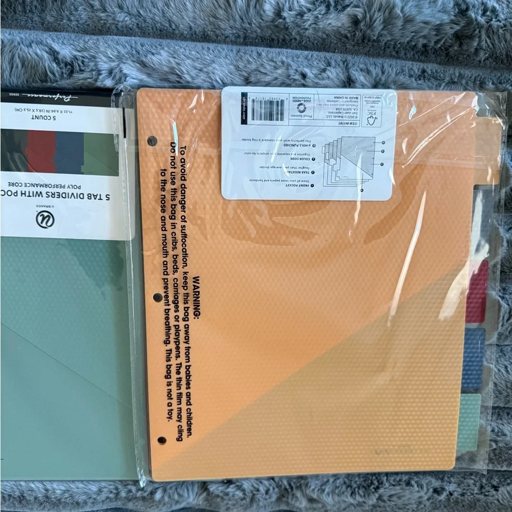 Tab Dividers with Pockets (5 count). Poly Performance Core.